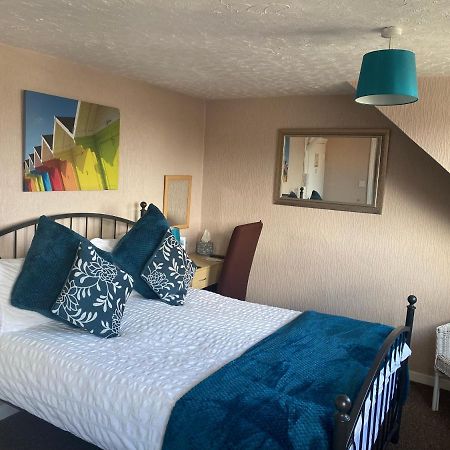 White Heather Guest House Мейбълторп Екстериор снимка