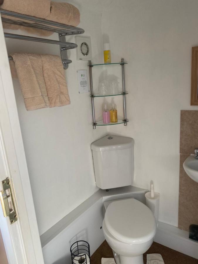White Heather Guest House Мейбълторп Екстериор снимка
